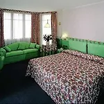 Green Hotel Hotel 4*