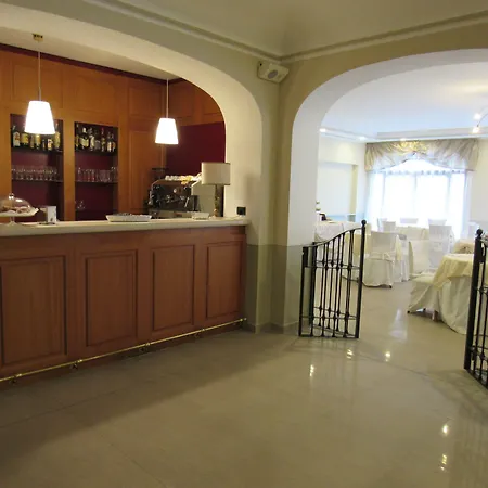 Green Hotel Hotel 4*