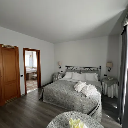 فندق Green Hotel سيتيمو تورينيزي