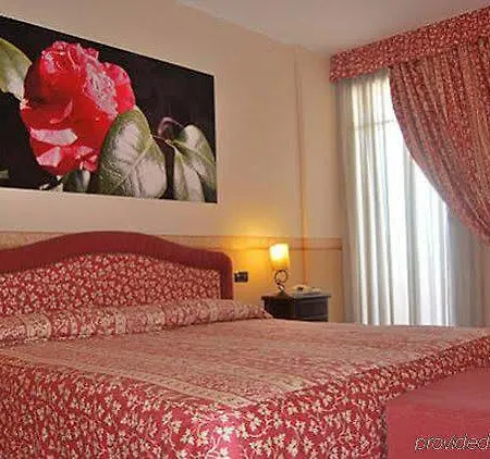 Green Hotel 4* 세티모토리네세